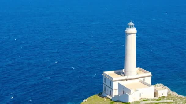 White lighthouse cliff overlook seascape daytime Punta Palascia Otranto Salento Italy — Stock Video