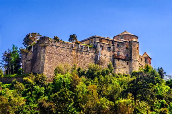 Castel Brown antigo castelo colina Portofino Génova Ligúria Itália — Fotografia de Stock