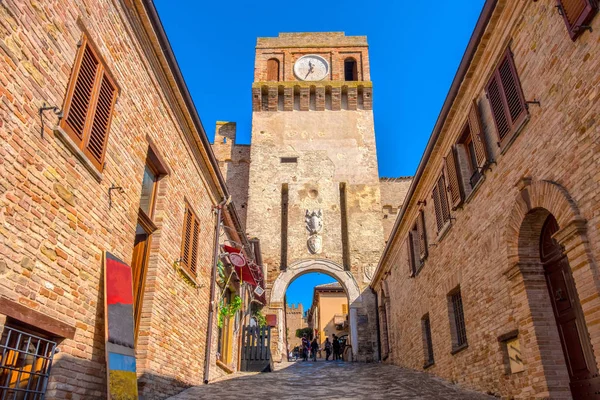 Bejárat, Gradara falu Pesaro - Marche - Olaszország — Stock Fotó