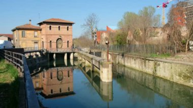 Bologna Nehri kilit Battiferro Navile kanal İtalyan şehrin tarihi bir dönüm noktası