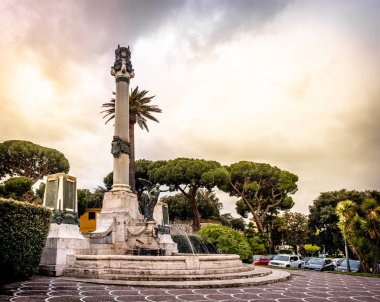 Frascati - Roma eyaleti Lazio - İtalya - Monumento ai Caduti veya Savaş Anıtı