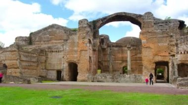 Roma - Lazio - İtalya - Roma - Roma - İtalya - Roma - İtalya - Roma Villa Adriana veya Hadrians Villa Unesco arkeolojik alanı panoramik Grandi Terme alan