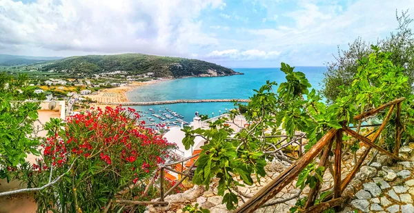 Panoramic mediterranean seascape in italy - Peschici in Puglia Gargano — Stock Photo, Image