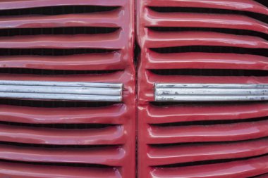 Eski araba radyatör ızgarası.