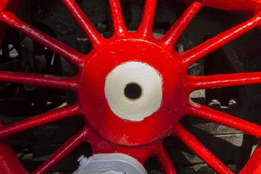 Eski bir lokomotif tekerleğin yapısı. Demiryolu Müzesi.