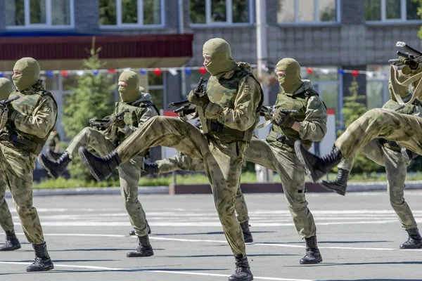 Miasto Nowosybirsk Rosja Lipca 2018 Świąteczna Parada Wojskowa Nowosybirsku Wojskowego — Zdjęcie stockowe