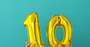 Altın folyo numarası 10 10 kutlama balonu