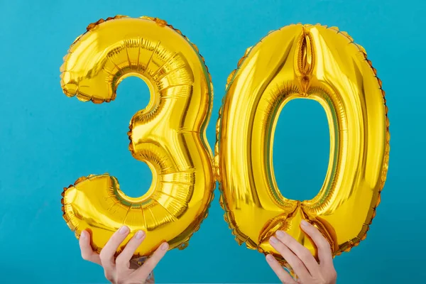 Goud folie nummer 30 30 viering ballon — Stockfoto