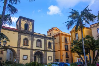Sorrento, İtalya - 7 Mart 2018: Via Sant Antonino Sorrento