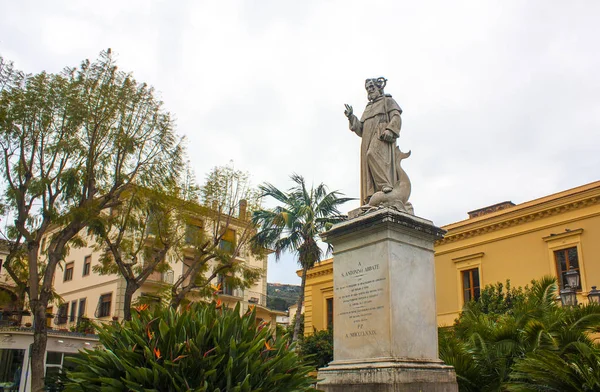 Sorrento Italië Maart 2018 Monument Anthony Patroonheilige Van Stad Sorrento — Stockfoto