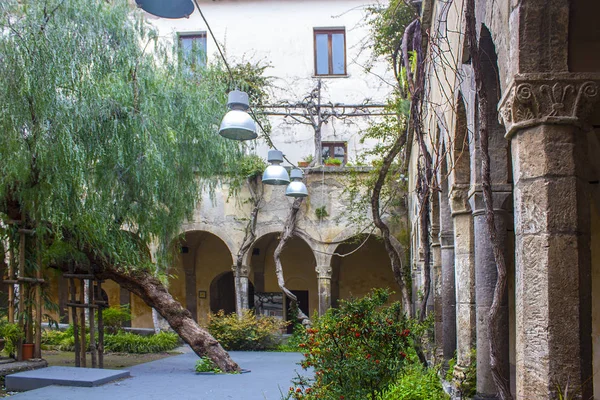 Sorrento Italien März 2018 Der Innenhof Der Kirche Franziskus Sorrento — Stockfoto