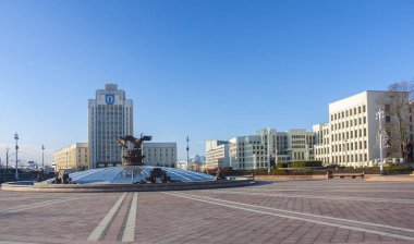 Minsk - 17 Kasım 2017. Bağımsızlık Meydanı Minsk, Beyaz Rusya