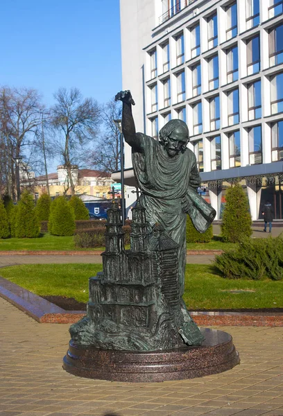 Minsk Noviembre 2017 Escultura Arquitecto Vladimir Zhbanov Dedicada Arquitectos Todas — Foto de Stock