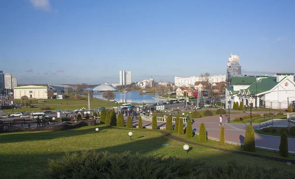 Minsk Noviembre 2017 Vista Del Río Svisloch Desde Casco Antiguo — Foto de Stock