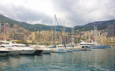 Monaco, Monte-Carlo - 22 Haziran 2018: Monaco görünümü liman