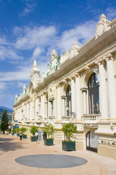 Monaco, Monte-Carlo - 22 Haziran 2018: Casino Monte-Carlo, Monaco, parça