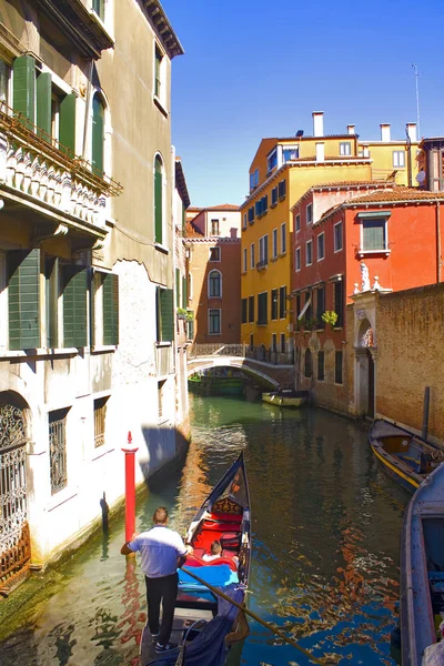 Veneza Itália Outubro 2017 Bela Paisagem Romântica Veneziana Com Gôndola — Fotografia de Stock