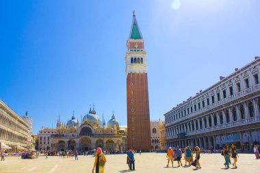 Venice, İtalya - 13 Ekim 2017: St Marks Katedrali ve Venedik Meydanı