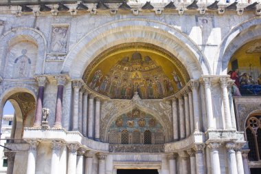 Venedik, İtalya - 13 Ekim 2017: Basilica San Marco Venedik, İtalya parçası