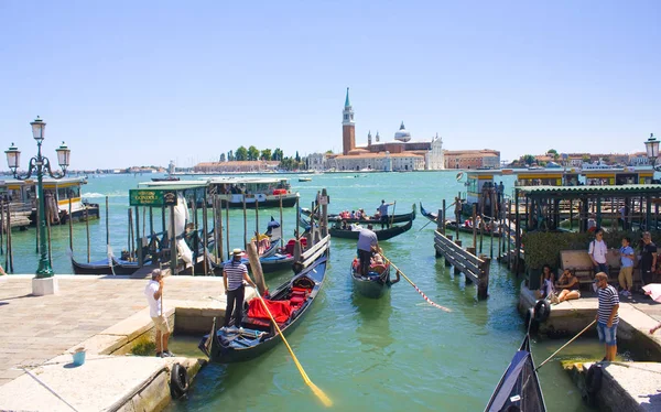 Venice Olaszország 2017 Október Nézd Velencei Gondolák San Giorgio Maggiore — Stock Fotó