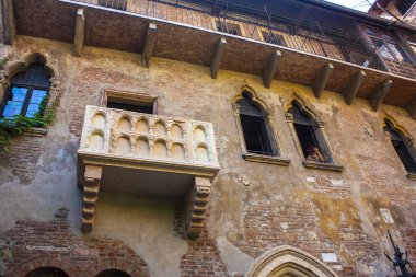 Verona, İtalya - 21 Haziran 2018: Juliet Verona, balkon