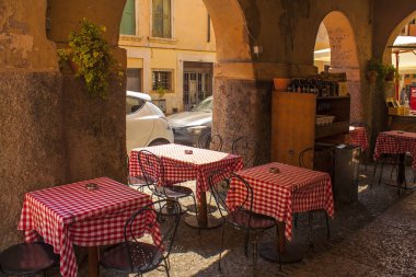 Verona, İtalya - 21 Haziran 2018: Kemerler Verona Restaurant