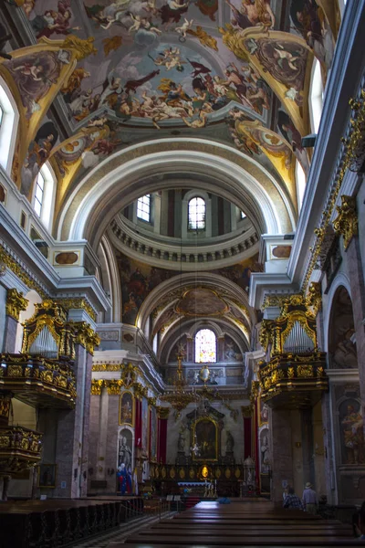 Slovenya, Ljubljana - 19 Haziran 2018: İç katedral Aziz Nikolaos'un Ljubljana