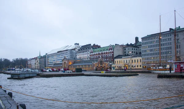 Helsingfors Finland Januari 2018 Centrala Kajen Helsingfors Med Äldsta Stad — Stockfoto