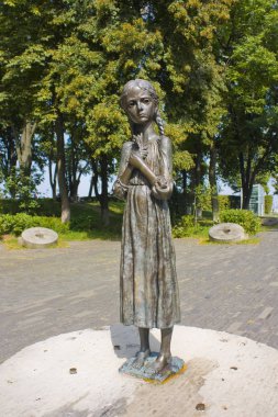 Kiev, Ukrayna - 4 Eylül 2018: Bir kız - heykeli parçası Ulusal Müzesi 