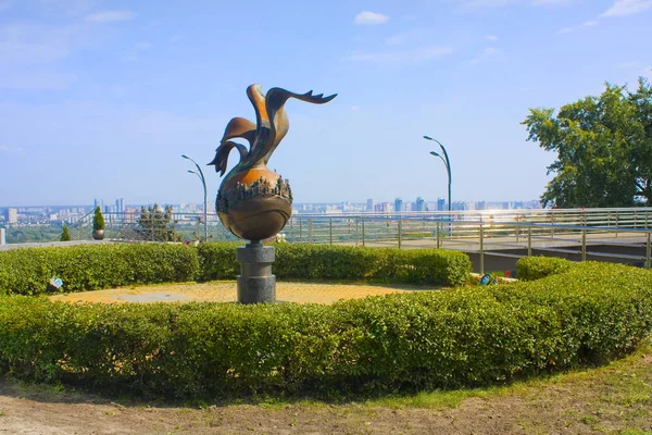 Kiev Ukraina September 2018 Monument Eviga Kiev Frank Meisler Och — Stockfoto