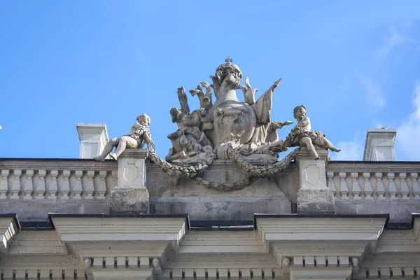 Varsóvia Polônia Fevereiro 2018 Fragmento Palácio Cobre Telhado Palácio Pod — Fotografia de Stock