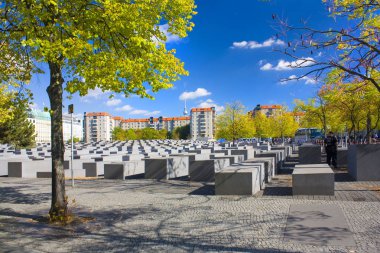 Berlin, Almanya - 25 Eylül 2018: Öldürülen Yahudilerin Avrupa Berlin anıt