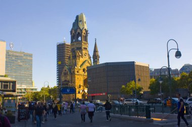 Berlin, Almanya - 25 Eylül 2018: Memorial Kilisesi, Kaiser Wilhelm Berlin'de bir kubbe olmadan