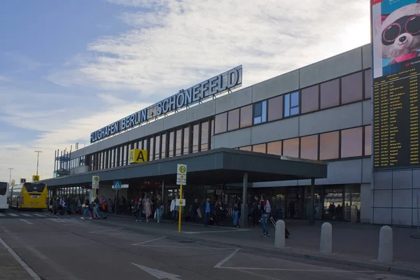 Berlin Deutschland September 2018 Einfahrt Zum Flughafen Schoenefeld Dem Zweitgrößten — Stockfoto