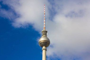 Berlin, Almanya - 25 Eylül 2018: Tv Kulesi veya Fersehturm Berlin'de