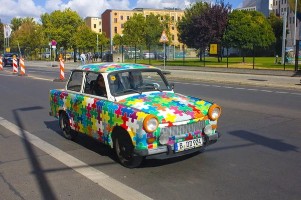 Берлін Німеччина Вересня 2018 Старий Trabant Автомобіль Який Був Зроблений — стокове фото