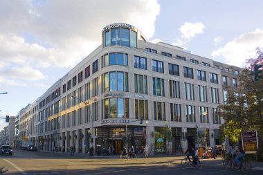 Berlin, Almanya - 26 Eylül 2018: Alışveriş Merkezi Berlin