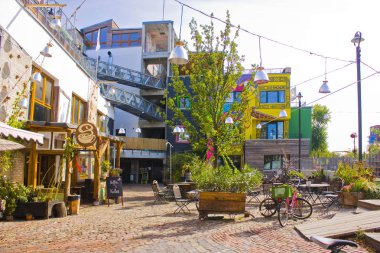Berlin, Almanya - 25 Eylül 2018: Street café Berlin'de