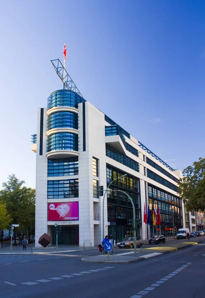 Βερολίνο Γερμανία Σεπτεμβρίου 2018 Σύγχρονο Κτίριο Στο Κέντρο Του Βερολίνου — Φωτογραφία Αρχείου