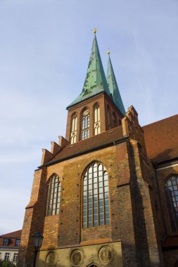 Berlin, Almanya - 26 Eylül 2018: St. Nicholas Kilisesi veya Nikolaikirsche Berlin'de 