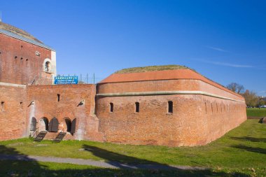 Zamosc, Polonya - 16 Ekim 2018: Sur (Kalesi) Zamosc içinde eski askeri sistemi