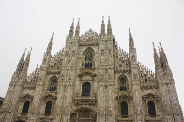 İtalya, Milano - 1 Kasım 2018: Milano Milan Katedrali (Duomo di Milano)