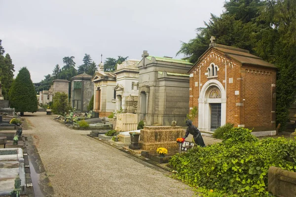 Itálie Milán Listopadu 2018 Hrobky Krypty Obelisky Historické Italské Hřbitov — Stock fotografie