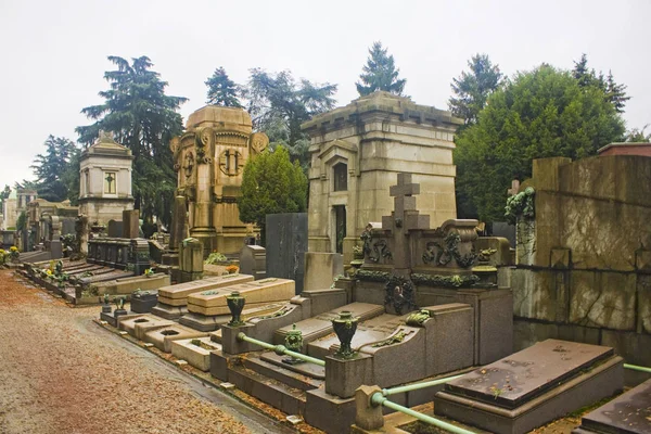 Italy Milan November 2018 Tombs Crypts Obelisks Historic Italian Graveyard — Stock Photo, Image