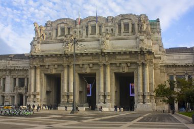 İtalya, Milano - 1 Kasım 2018: Milan Milan Merkez Tren Garı