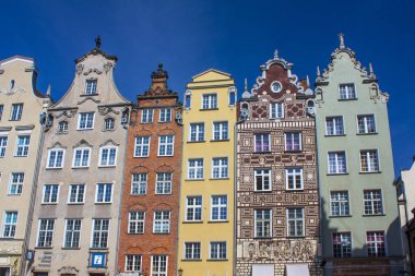 Gdansk, Polonya - 8 Nisan 2018: Güzel binalar eski kasaba Gdansk