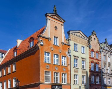 Gdansk, Polonya - 8 Nisan 2018: Güzel binalar eski kasaba Gdansk