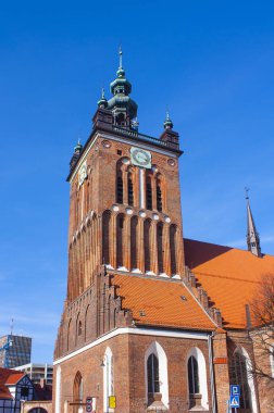 Gdansk, Polonya - 8 Nisan 2018: St Catherine Kilisesi Gdansk