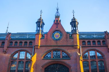 Gdansk, Polonya - 8 Nisan 2018: Market Hall, Gdansk, Polonya