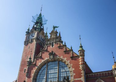Gdansk, Polonya - 8 Nisan 2018: Gdansk Ana Tren İstasyonu.